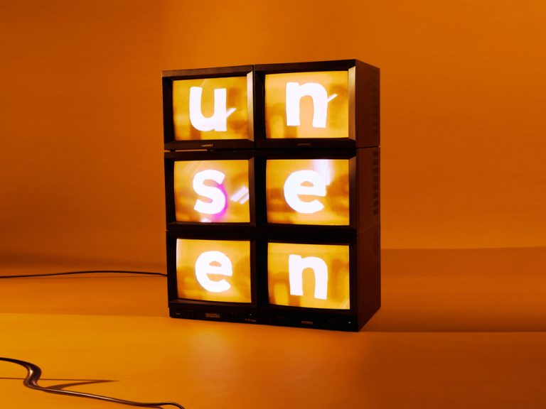 تصویر فراخوان Form Photo Award x UNSEEN 2027